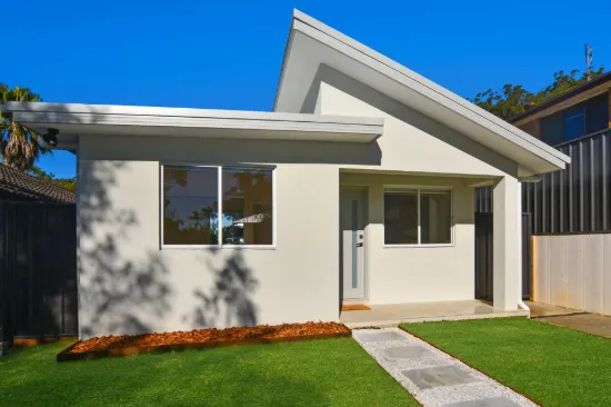 3A Pamela Close, Green Point, NSW 2251