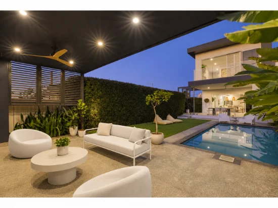 3B Andrea Avenue, Broadbeach Waters, Qld 4218 - For Rent