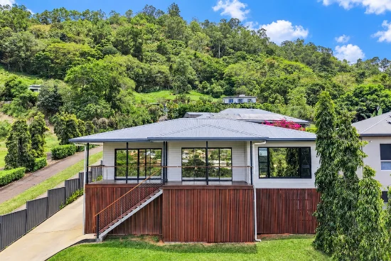 3b Brinsmead Terrace, Kanimbla, Qld 4870