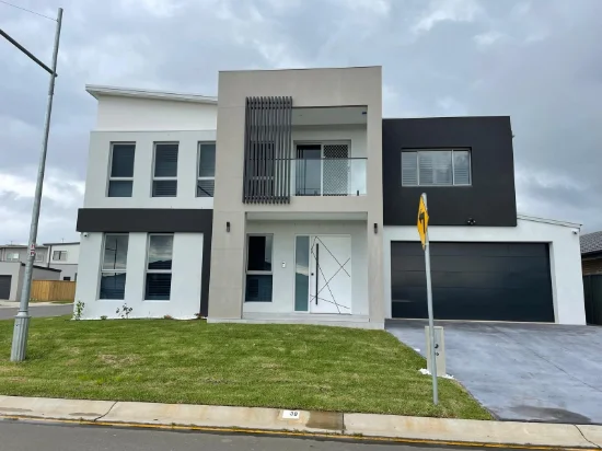 3B Calotis Crescent, Denham Court, NSW 2565