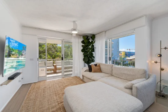 4/13 Arthur Street, Kings Beach, Qld 4551 - For Rent