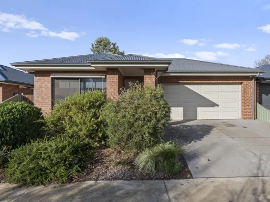 4/14 Lovick Avenue, Mansfield, Vic 3722