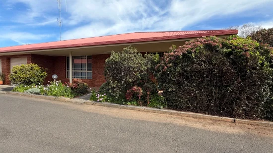 4/16-18 Ebelina Crescent, Parkes NSW 2870-Image