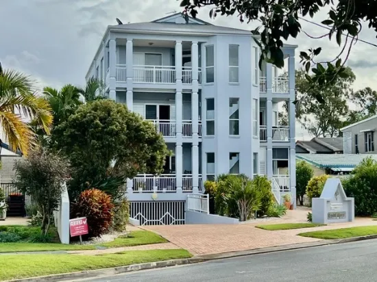 4/16 The Esplanade, Paradise Point, Qld 4216