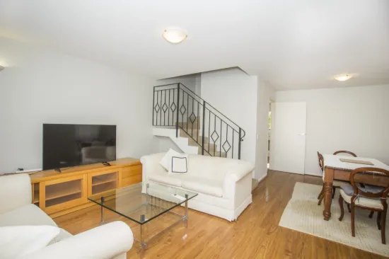 4/196 Coode Street, Como, WA 6152