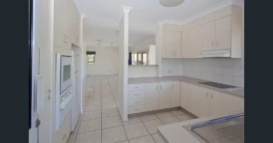4/2 Oxley Street, North Ward QLD 4810-Image