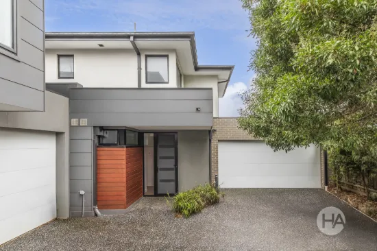 4/3 Bayview Road, Mornington, Vic 3931