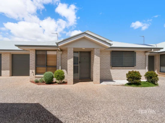 4/6 Salisbury Street, Darling Heights, Qld 4350