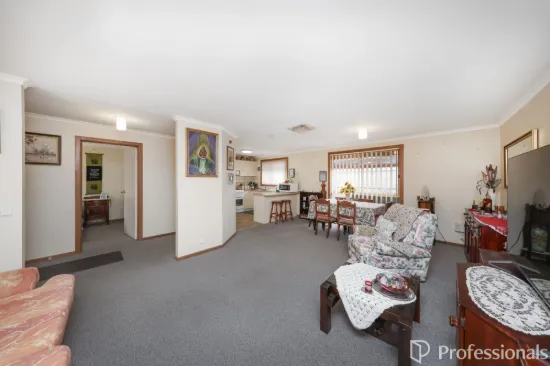 4/69-71 Barries Road, Melton, Vic 3337