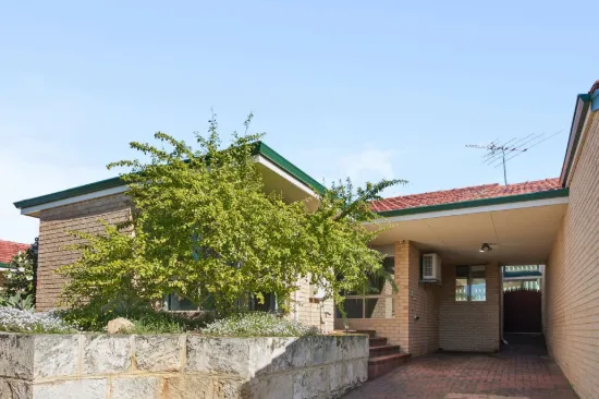 4/7 Catrine Court, Kingsley, WA 6026