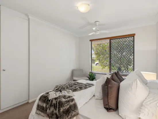 4/99 Clydesdale Street, Como WA 6152-Image