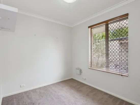 4/99 Clydesdale Street, Como WA 6152-Image