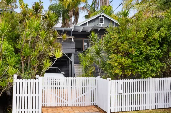4 Adams Street, Curl Curl, NSW 2096