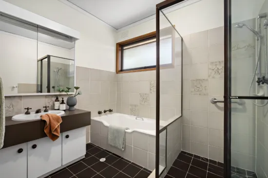 4 Adamson Street, Brighton, Vic 3186-Image