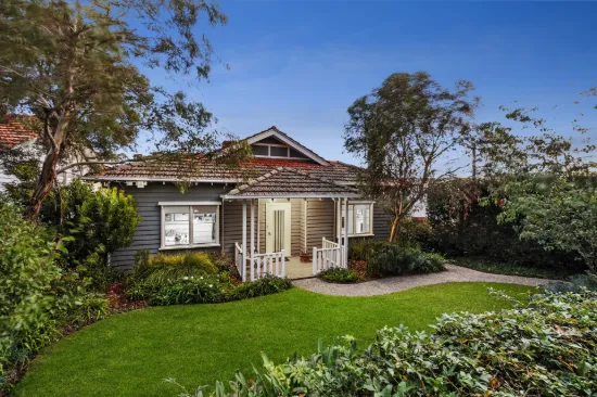 4 Alfred Road, Essendon, Vic 3040
