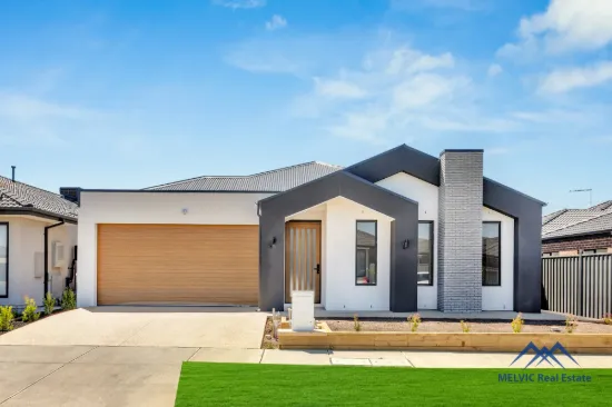 4 Amadeus Street, Clyde, Vic 3978