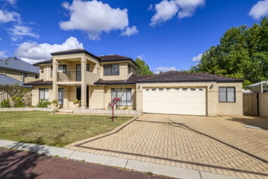 4 Amboy Lane, Canning Vale, WA 6155 - For Sale