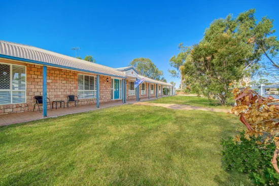 4 Andrews Road, Emerald, Qld 4720
