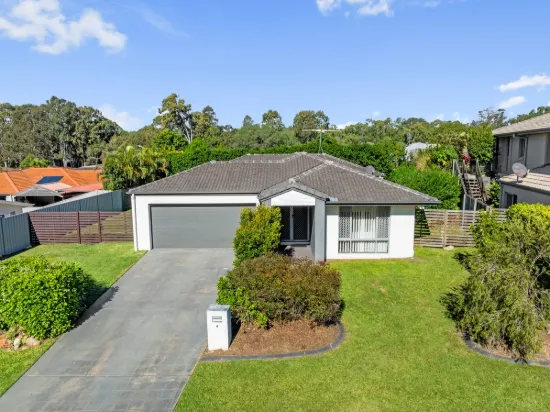 4 Aqua Crescent, Redland Bay, Qld 4165