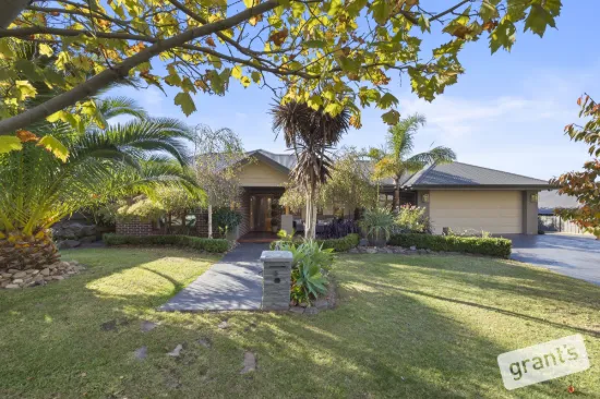 4 Avenview Drive, Narre Warren North, Vic 3804