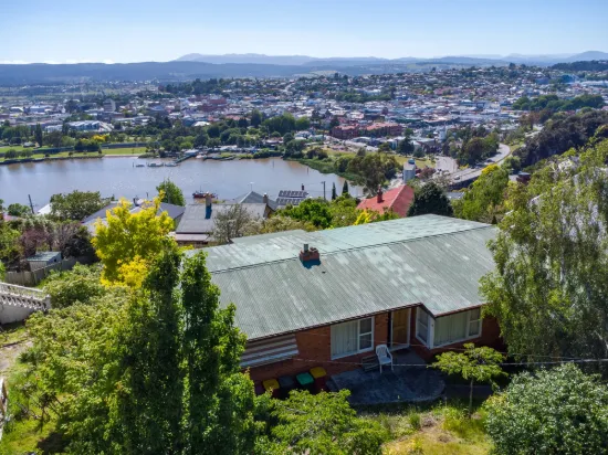 4 Bain Terrace, Trevallyn, Tas 7250