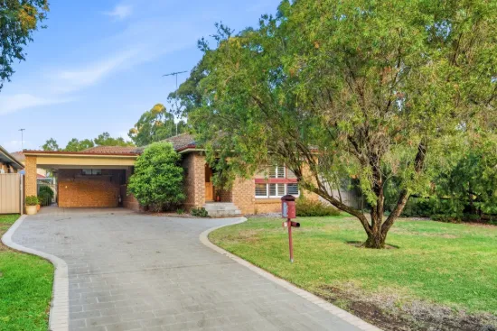 4 Bard Court, St Clair, NSW 2759