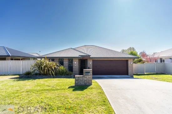 4 Begonia Place, Orange, NSW 2800