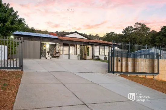 4 Biala Street, Kelmscott, WA 6111