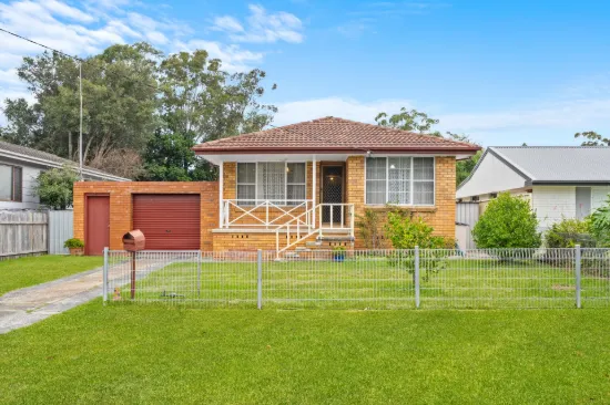 4 Black Swan Street, Berkeley Vale, NSW 2261
