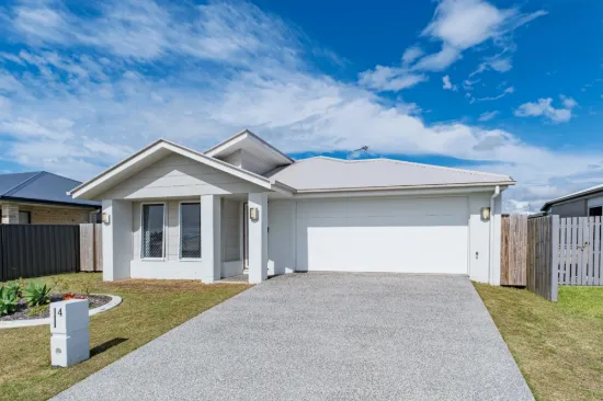 4 Bonavista Way, Eli Waters, Qld 4655