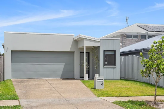 4 Bottlebrush St, Palmview, Qld 4553
