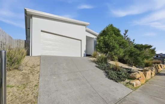 4 Bowsprit Way,, Kilcunda, Vic 3995