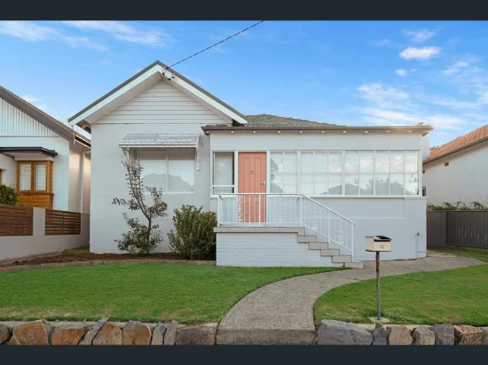 4 Bridge St, Waratah, NSW 2298