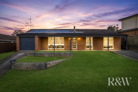 4 BRIERLEY PLACE, Eagle Vale, NSW 2558