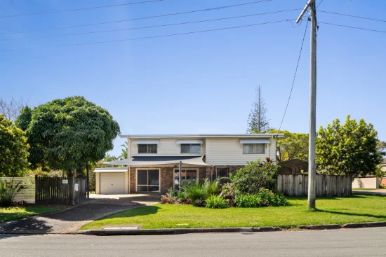 4 Broadsea Avenue, Maroochydore, Qld 4558