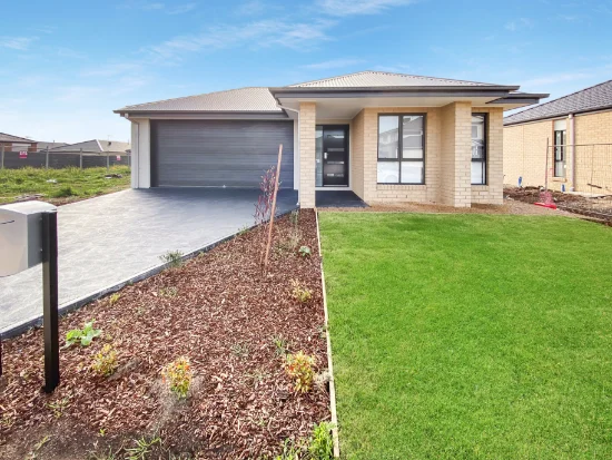 4 Bronze Street, Tarneit, Vic 3029