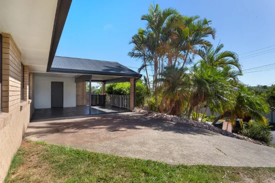 4 Brownie St, Jamboree Heights, Qld 4074