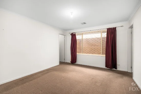 4 Canberra Court, Smithfield, SA 5114-Image
