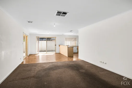 4 Canberra Court, Smithfield, SA 5114-Image