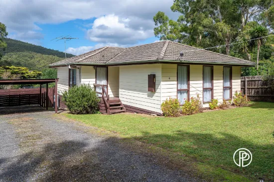 4 Carroll Avenue, Millgrove, Vic 3799
