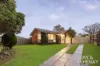 4 Castlecrag Close, Endeavour Hills, Vic 3802