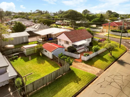 4 Cathie Street, Clontarf, Qld 4019