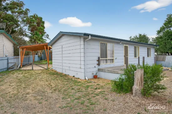 4 Cave Street, Goolwa Beach, SA 5214