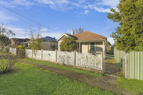 4 Clarence Street, Hamilton, Vic 3300