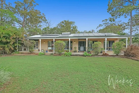 4 Commodore Drive, South Bingera, Qld 4670