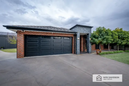 4 Conn Court, Horsham, Vic 3400
