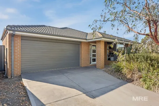 4 Cordner Way, Point Cook, Vic 3030