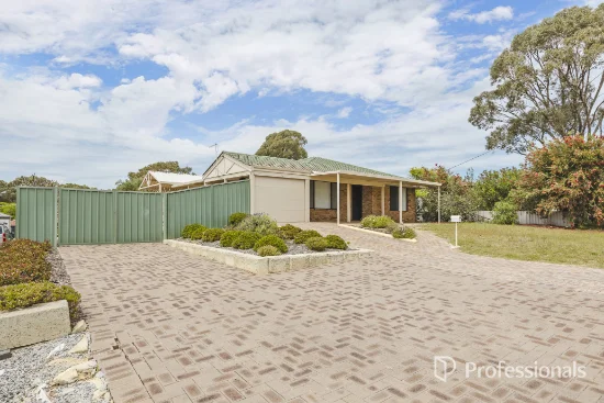 4 Corsair Court, Heathridge, WA 6027