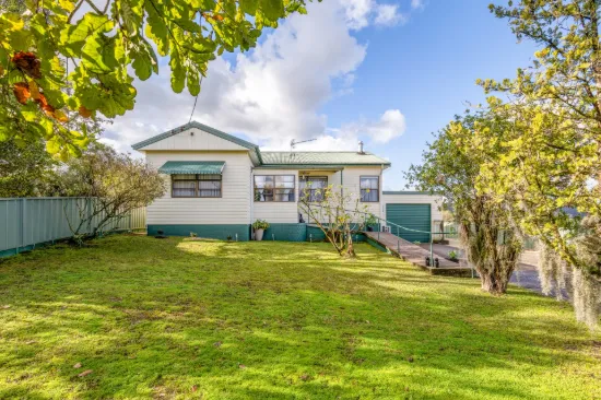 4 Cowper Street, Stroud, NSW 2425