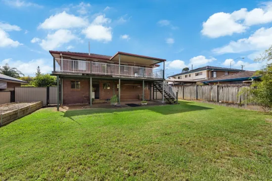 4 Creek Road, Birkdale, Qld 4159